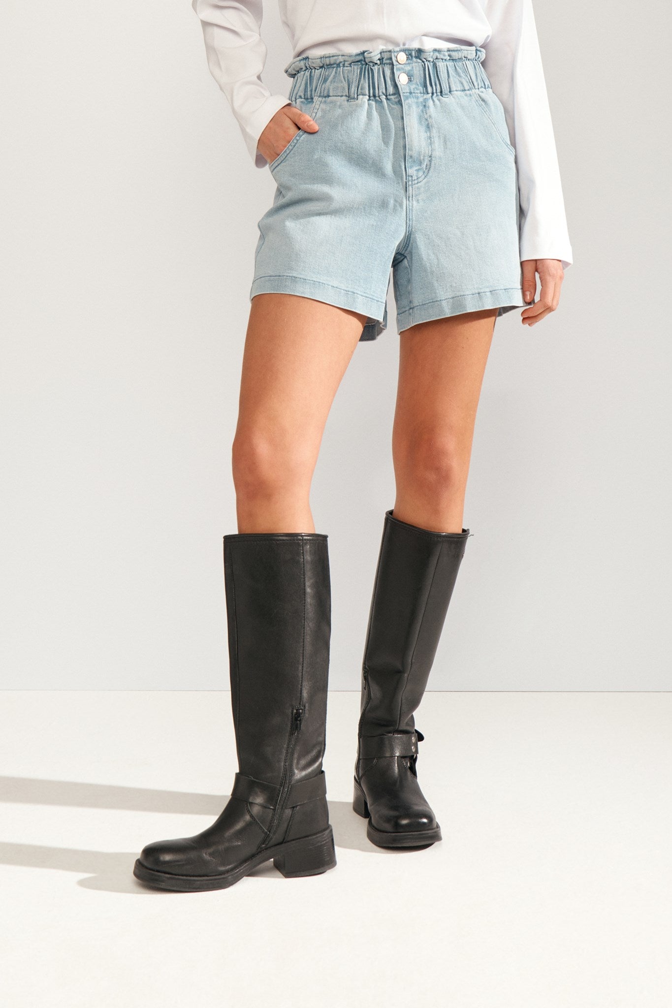 NULULU DENIM SHORTS - Light Blue Denim