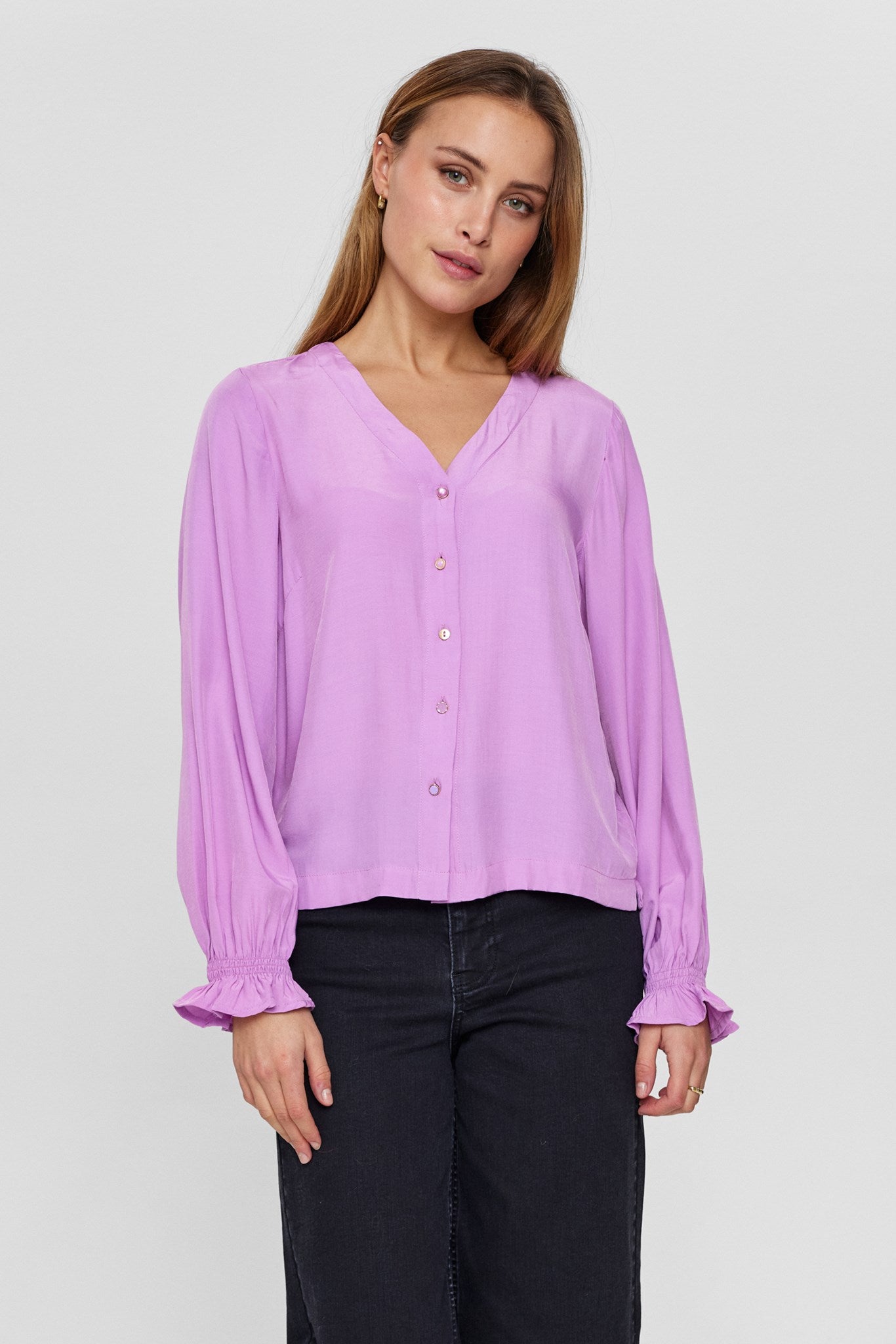 T-shirt Femme Noble Outfitters Violet – Coupe Western, Taille XS, Neuf Avec étiquettes