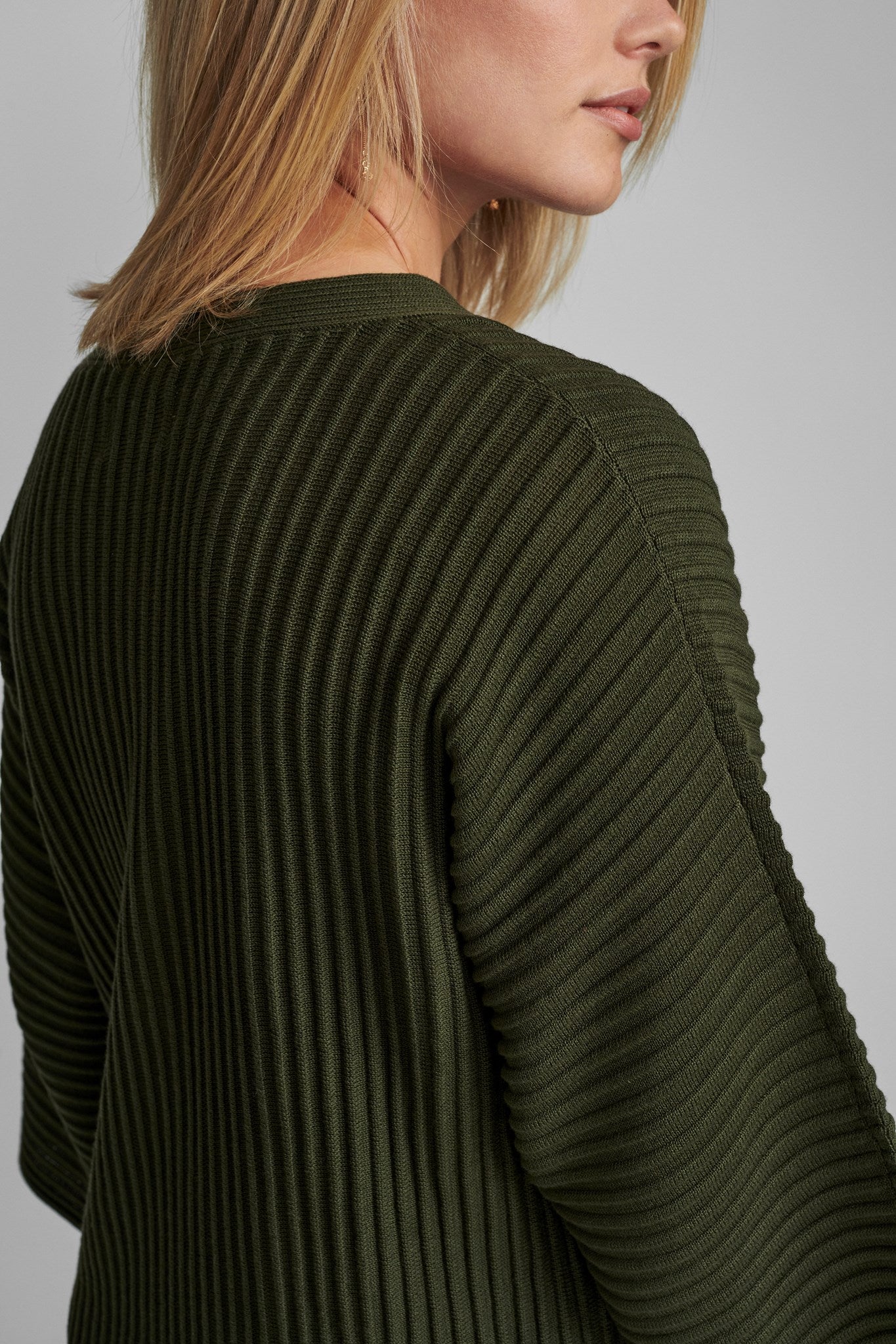 700288-4034_5 (1).jpg