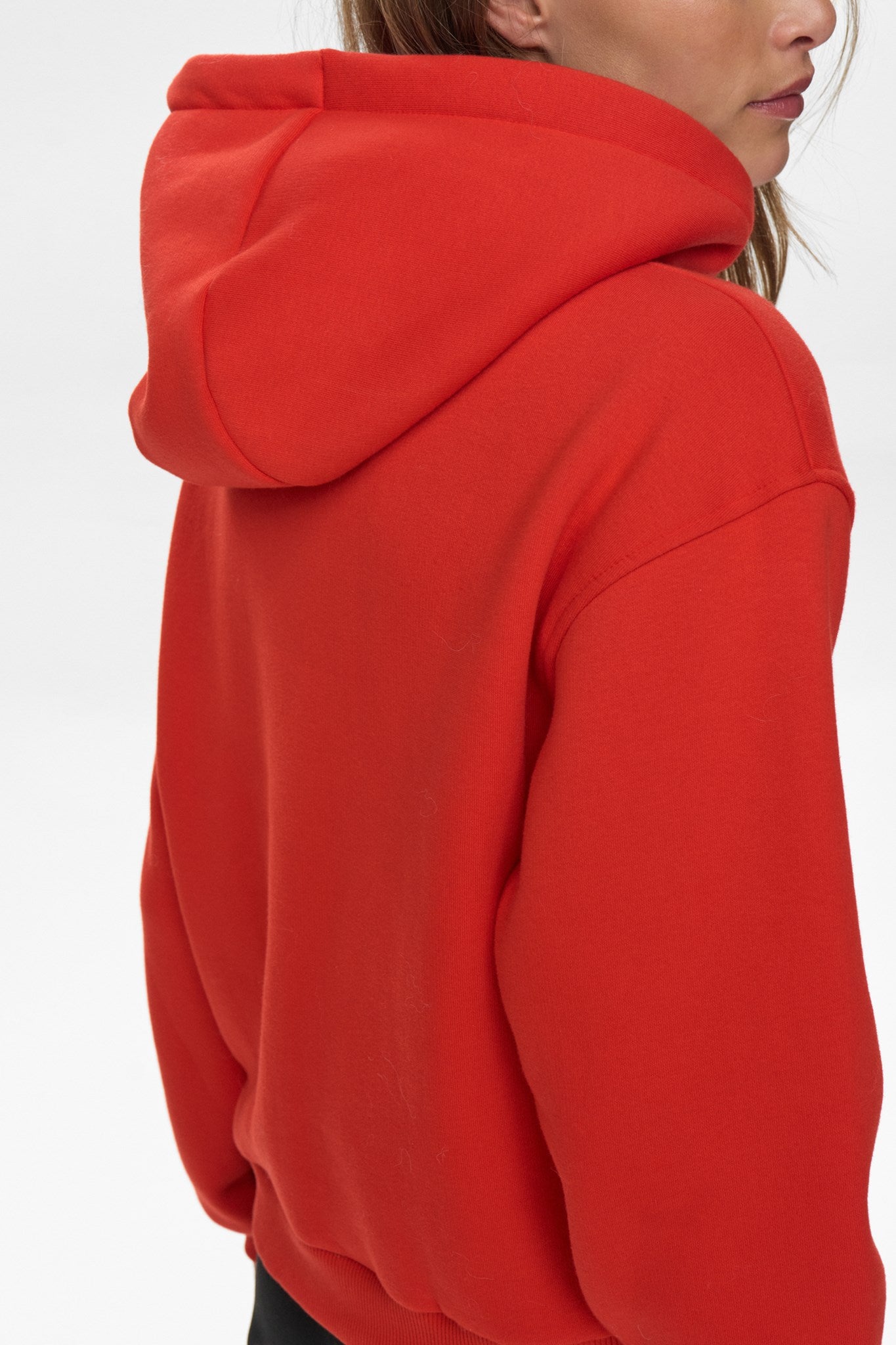 NUTYRA HOODIE - Fiery Red