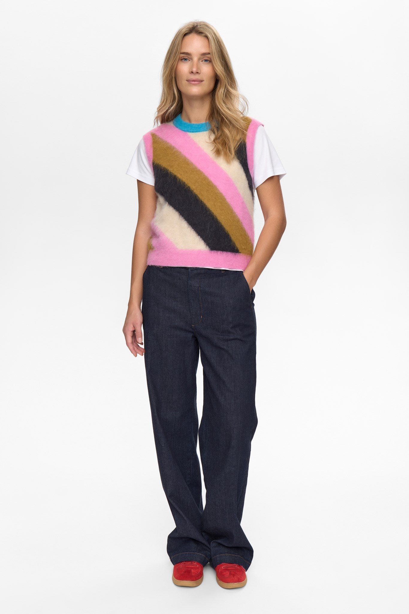 NUSURI MULTI STRIPE VEST - Obsidian