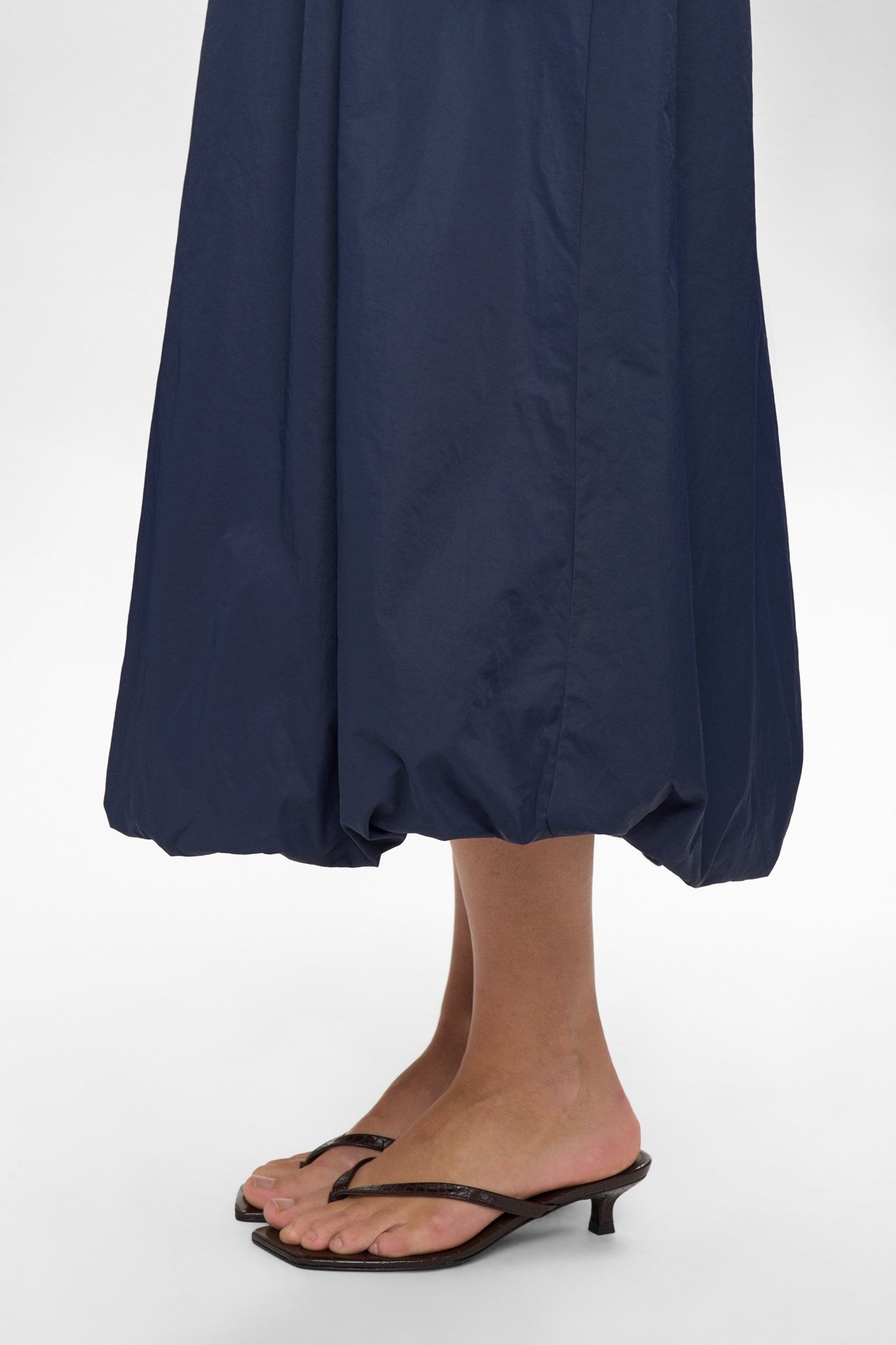 NUFRANKIE BALLOON SKIRT - Dark Sapphire – Numph DK