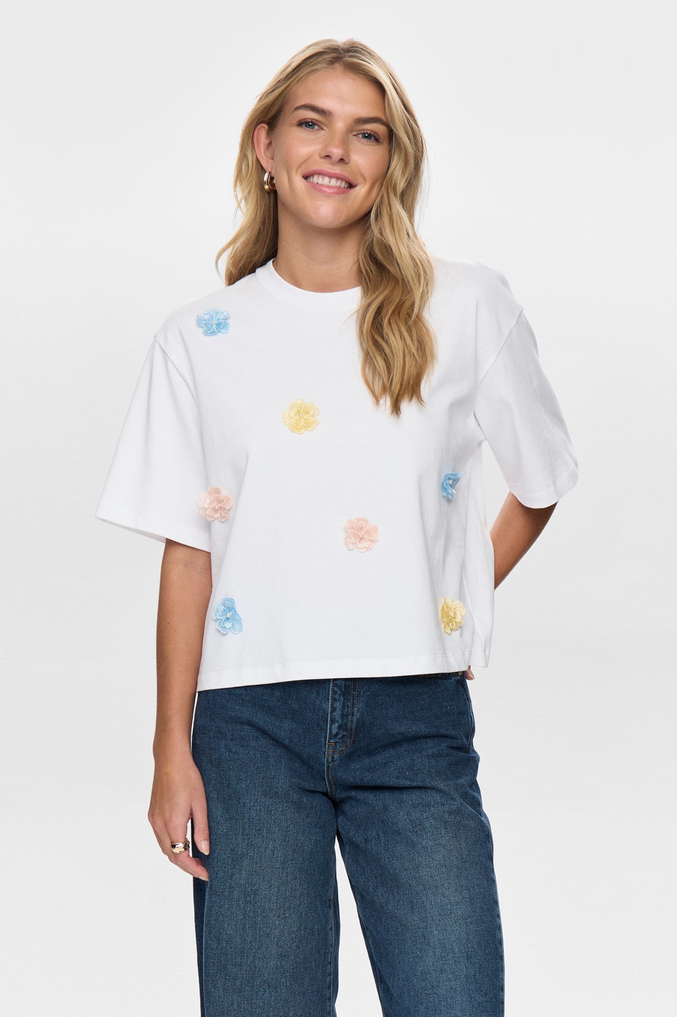 NUFLEURA LONG T-SHIRT - Skyway