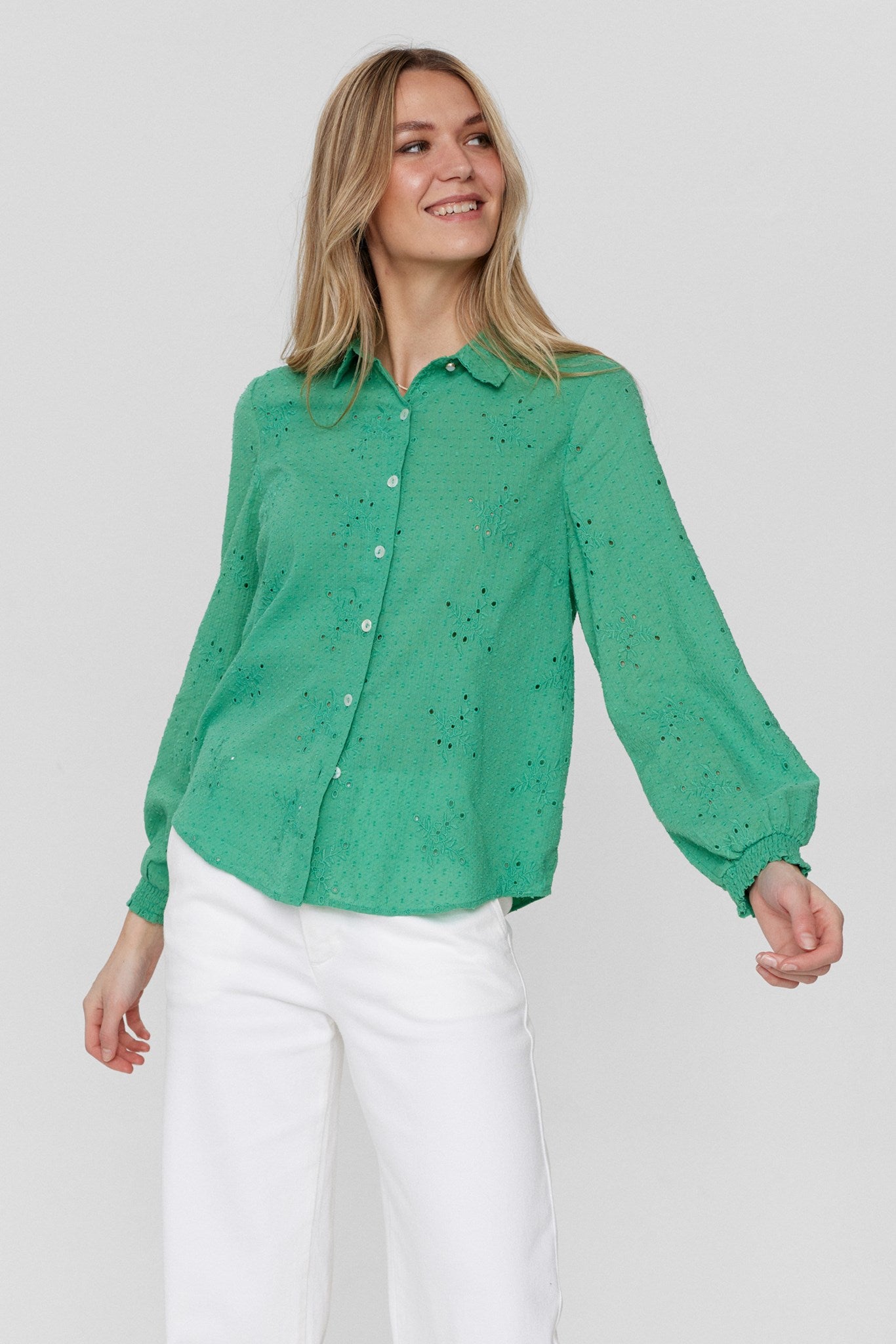 Shirts ⇒ See our selection of stylish shirts for women| NÜMPH