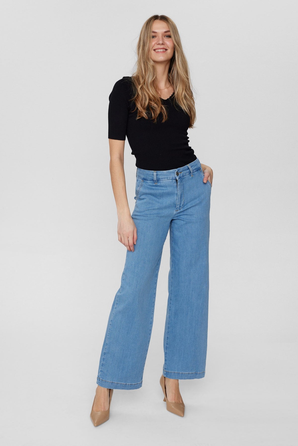 Nuamber Pants- Short - Dark Blue